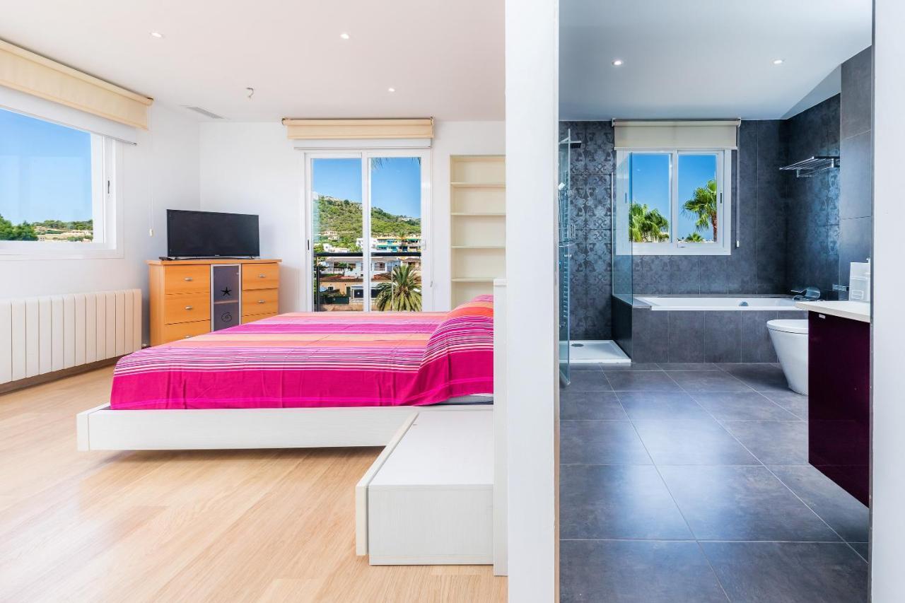 Atico Las Palmeras Cala Millor  Exterior photo